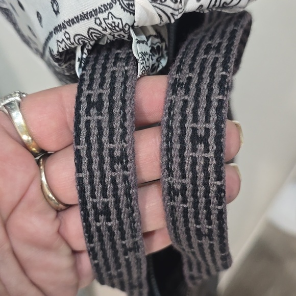 Hermès Paris Canvas Herline PM Small Tote Bag - Picture 10 of 11